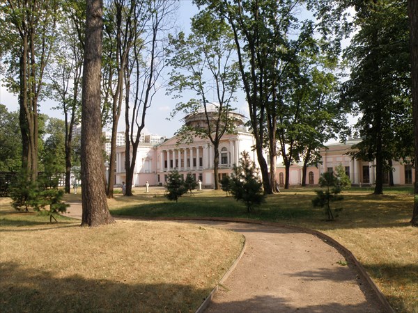 109-Дворец-вид со стороны парка